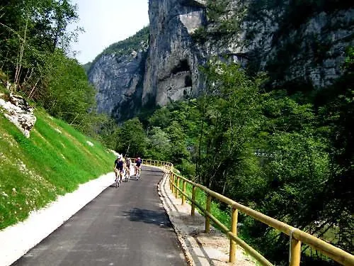 Terra Di Mezzo Daire Valbrenta